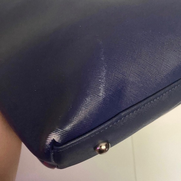 BoxLunch Exclusive Loungefly Disney Evil Queen Floral Tote - Picture 3 of 6